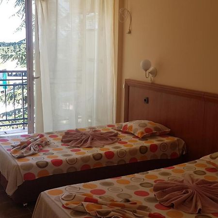 DSK Hotel Kranevo Buitenkant foto