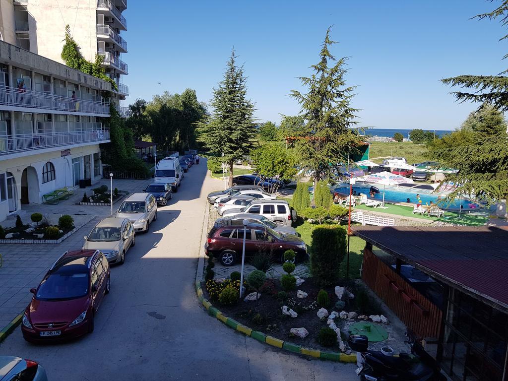 DSK Hotel Kranevo Buitenkant foto